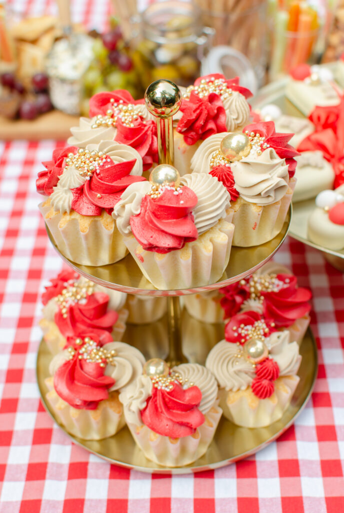 cupcakes at birthday party