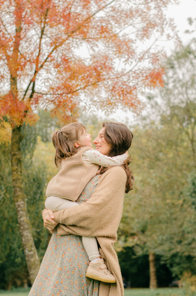 Cloudy, yet light and airy, family portraits in Amsterdam's Vondelpark.